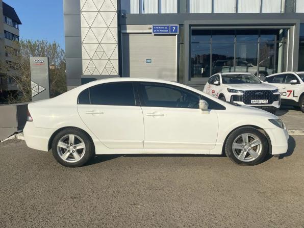 Honda Civic VIII Рестайлинг с пробегом 2009 года, цена 550 000 рублей, 200000 км, седан, Автокод Объявления