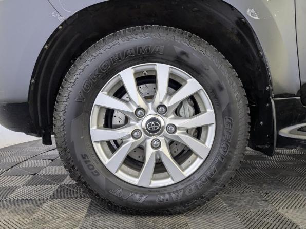 Toyota Land Cruiser 200 Series Рестайлинг 2 с пробегом 2020 года, цена 8 350 000 рублей, 131306 км, внедорожник, Автокод Объявления