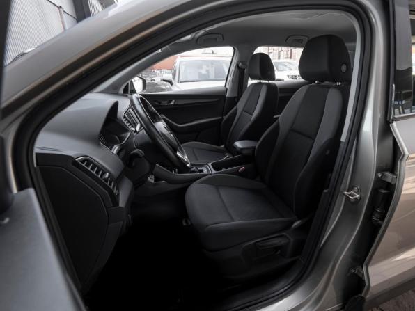 Skoda Karoq I с пробегом 2020 года, цена 2 095 000 рублей, 102110 км, внедорожник, Автокод Объявления