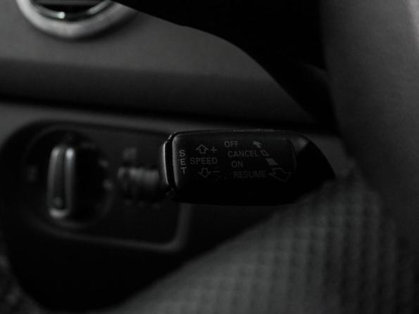 Audi A3 II (8P) Рестайлинг 2 с пробегом 2013 года, цена 989 000 рублей, 233828 км, хэтчбек, Автокод Объявления