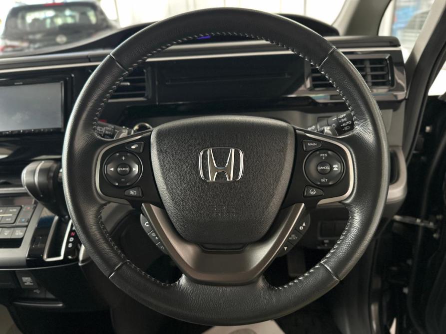 Honda Stepwgn V Рестайлинг Санкт-Петербург  - изображение 21