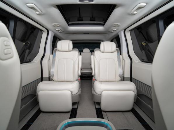 Новый Hyundai Staria I Рестайлинг 2026 года, цена 7 450 000 рублей, минивэн, Автокод Объявления