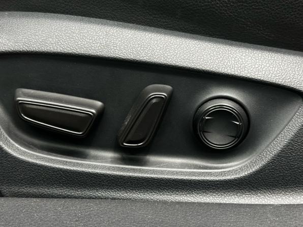 Toyota Camry VIII (XV70) Рестайлинг с пробегом 2021 года, цена 2 949 900 рублей, 150208 км, седан, Автокод Объявления
