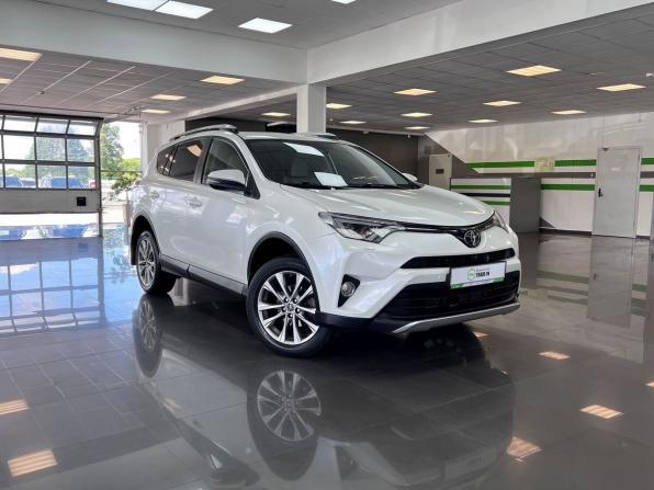 Toyota RAV4 IV (XA40) Рестайлинг с пробегом 2016 года, цена 2 495 000 рублей, 98181 км, внедорожник, Автокод Объявления