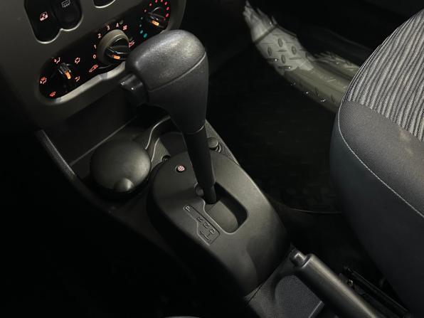 Renault Logan I Рестайлинг с пробегом 2011 года, цена 360 000 рублей, 236000 км, седан, Автокод Объявления
