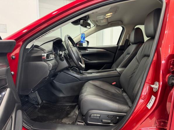 Mazda 6 III (GJ) Рестайлинг 2 с пробегом 2019 года, цена 2 595 000 рублей, 76500 км, седан, Автокод Объявления