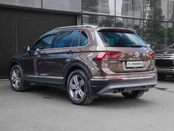 Volkswagen Tiguan II с пробегом 2017 года, цена 2 389 000 рублей, 182610 км, внедорожник, Автокод Объявления