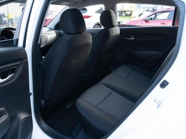 Kia Rio IV Рестайлинг с пробегом 2021 года, цена 1 249 000 рублей, 192372 км, хэтчбек, Автокод Объявления