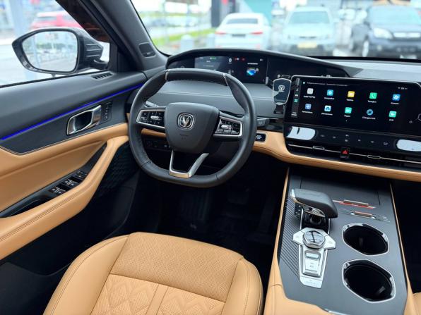 Changan UNI-K с пробегом 2024 года, цена 3 035 000 рублей, 16560 км, внедорожник, Автокод Объявления