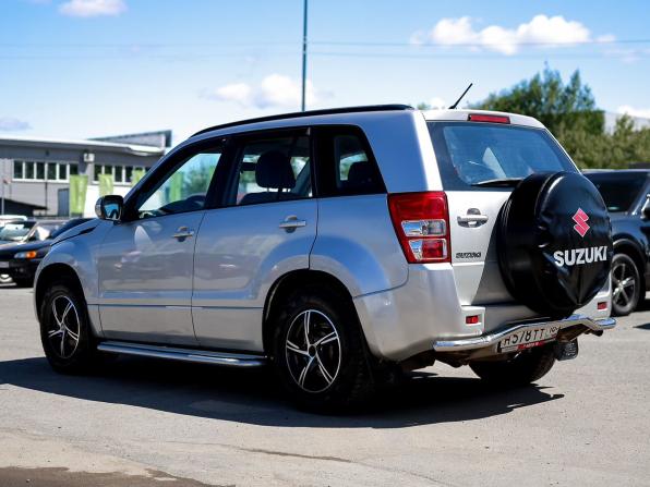 Suzuki Grand Vitara II Рестайлинг 2 с пробегом 2013 года, цена 949 000 рублей, 263930 км, внедорожник, Автокод Объявления