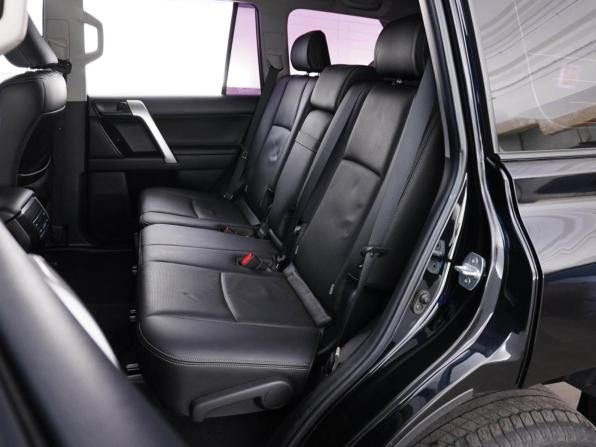 Toyota Land Cruiser Prado 150 Series Рестайлинг 2 с пробегом 2018 года, цена 4 712 444 рубля, 99479 км, внедорожник, Автокод Объявления