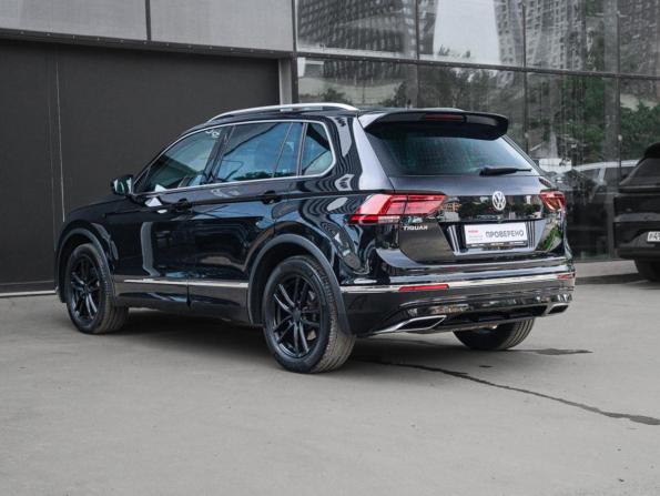 Volkswagen Tiguan II с пробегом 2019 года, цена 3 499 000 рублей, 68000 км, внедорожник, Автокод Объявления