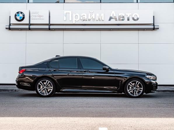 BMW 7 серии VI (G11/G12) Рестайлинг с пробегом 2021 года, цена 6 700 000 рублей, 126091 км, седан, Автокод Объявления