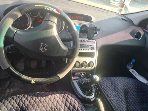 Peugeot 408 I с пробегом 2014 года, цена 515 000 рублей, 201000 км, седан, Автокод Объявления