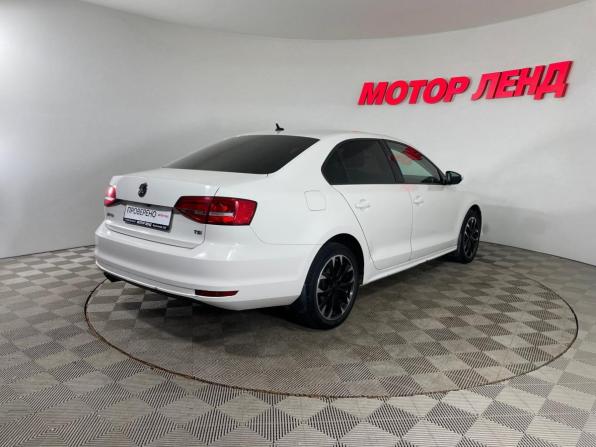 Volkswagen Jetta VI Рестайлинг с пробегом 2015 года, цена 920 000 рублей, 266427 км, седан, Автокод Объявления