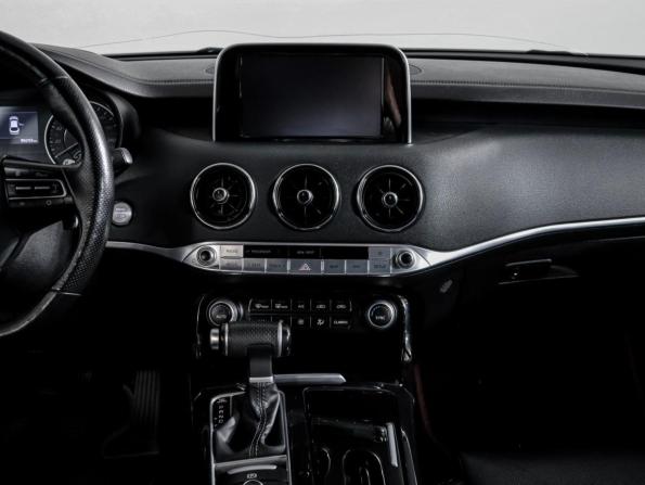 Kia Stinger I с пробегом 2018 года, цена 2 400 000 рублей, 86242 км, лифтбек, Автокод Объявления