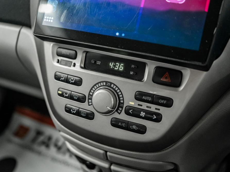 Toyota Opa I Рестайлинг Красноярск  - изображение 14