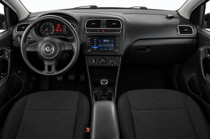 Volkswagen Polo V с пробегом 2012 года, цена 629 000 рублей, 272000 км, седан, Автокод Объявления