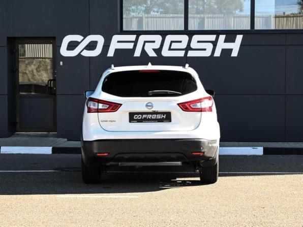 Nissan Qashqai II с пробегом 2015 года, цена 1 274 000 рублей, 208572 км, внедорожник, Автокод Объявления