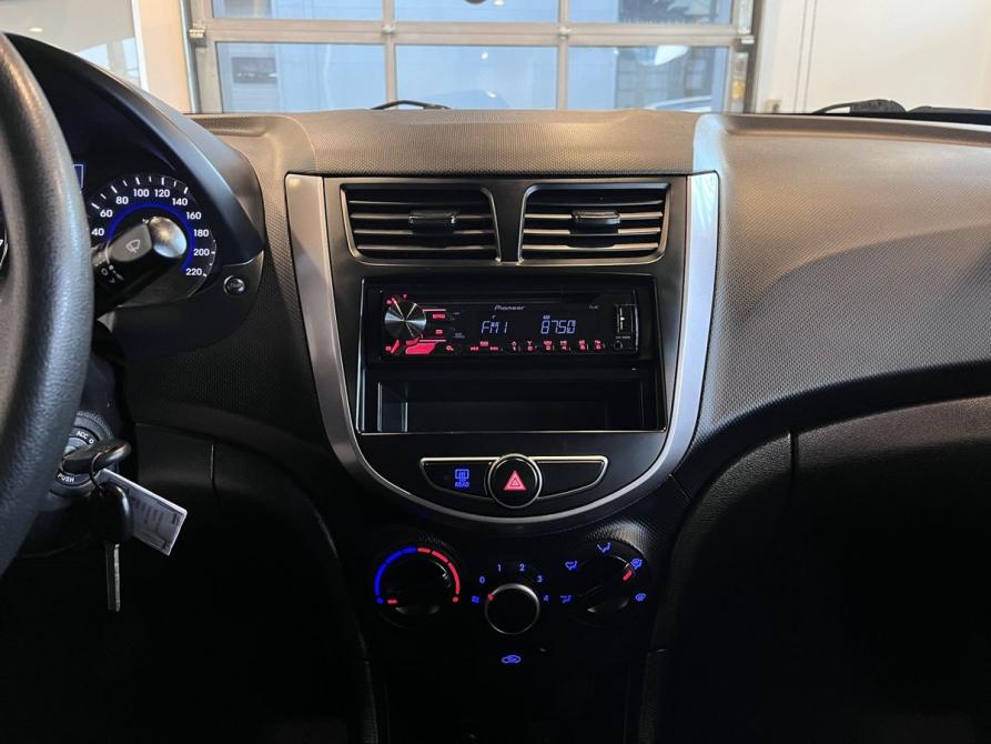 Hyundai Solaris I Рестайлинг Чебоксары  - изображение 13