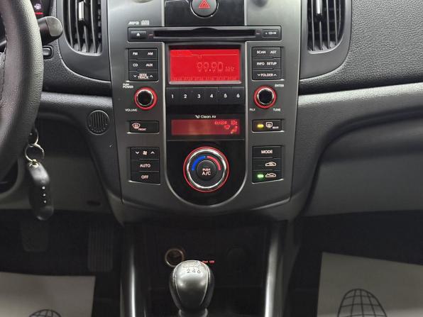Kia Cerato II с пробегом 2012 года, цена 865 000 рублей, 164119 км, седан, Автокод Объявления