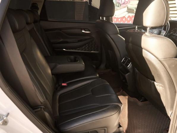 Hyundai Santa Fe IV с пробегом 2019 года, цена 2 687 000 рублей, 175455 км, внедорожник, Автокод Объявления