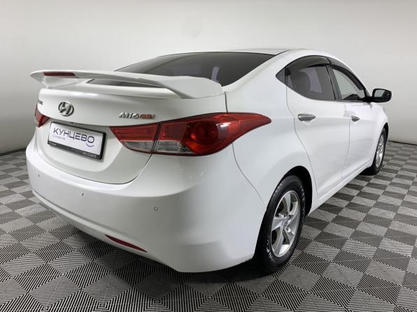 Hyundai Avante V с пробегом 2012 года, цена 715 000 рублей, 234306 км, седан, Автокод Объявления