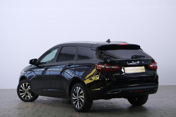 Lada (ВАЗ) Vesta I Рестайлинг (NG) с пробегом 2025 года, цена 1 929 000 рублей, 10000 км, универсал, Автокод Объявления