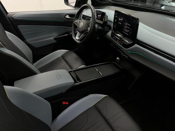 Volkswagen ID.4 с пробегом 2023 года, цена 3 850 000 рублей, 45190 км, внедорожник, Автокод Объявления