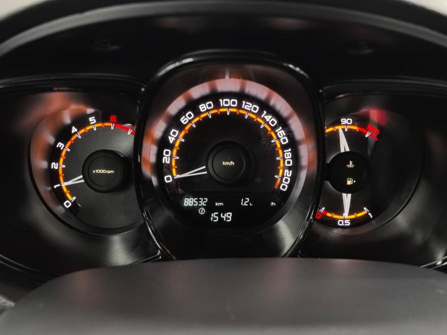 Lada (ВАЗ) Vesta I Санкт-Петербург  - изображение 12