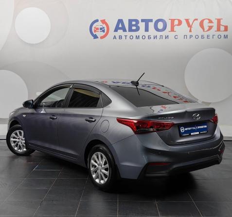 Hyundai Solaris II с пробегом 2018 года, цена 1 355 000 рублей, 91998 км, седан, Автокод Объявления