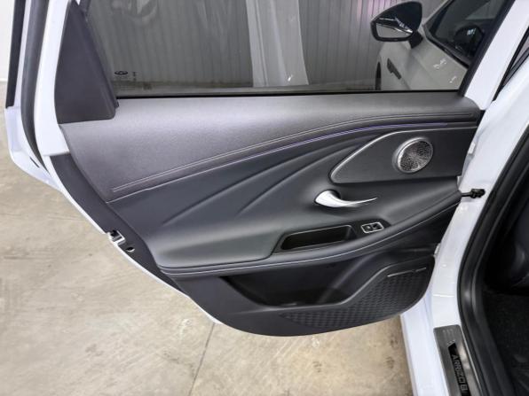 Chery Arrizo 8 с пробегом 2023 года, цена 2 037 000 рублей, 57000 км, седан, Автокод Объявления