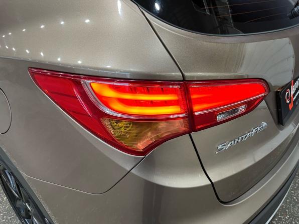 Hyundai Santa Fe III с пробегом 2013 года, цена 1 650 000 рублей, 162200 км, внедорожник, Автокод Объявления