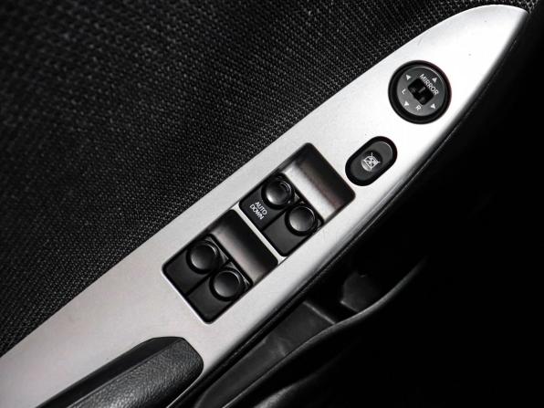 Hyundai Solaris I с пробегом 2012 года, цена 799 000 рублей, 128301 км, хэтчбек, Автокод Объявления