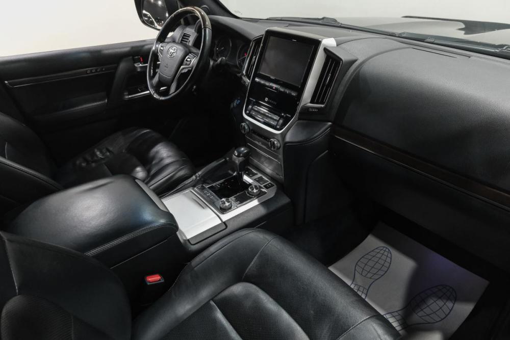 Toyota Land Cruiser 200 Series Рестайлинг 2 Новокузнецк  - изображение 16