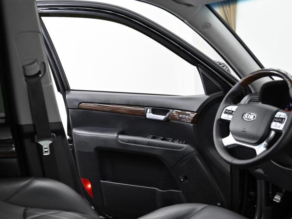 Kia Mohave I Рестайлинг с пробегом 2019 года, цена 2 799 000 рублей, 151000 км, внедорожник, Автокод Объявления