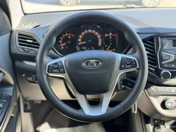 Lada (ВАЗ) Vesta I с пробегом 2021 года, цена 1 000 000 рублей, 41611 км, седан, Автокод Объявления