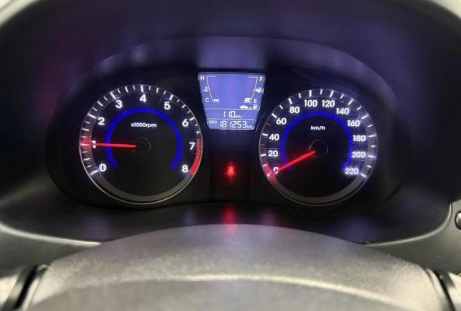 Hyundai Solaris I с пробегом 2011 года, цена 735 000 рублей, 181253 км, седан, Автокод Объявления