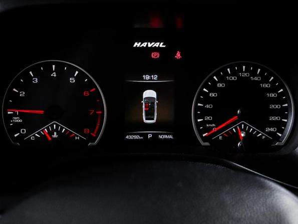 Haval Jolion I с пробегом 2023 года, цена 1 929 000 рублей, 43290 км, внедорожник, Автокод Объявления
