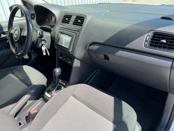 Volkswagen Polo V с пробегом 2012 года, цена 637 000 рублей, 247279 км, седан, Автокод Объявления