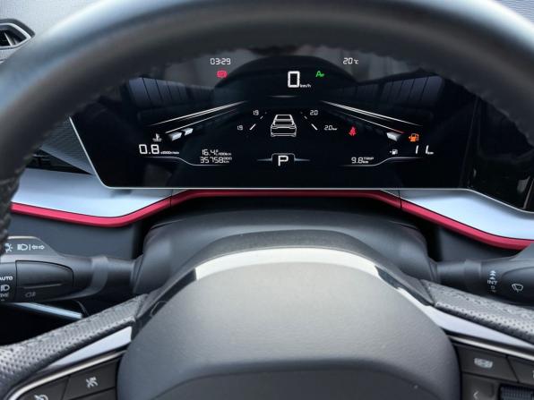 Geely Coolray I Рестайлинг с пробегом 2023 года, цена 2 049 000 рублей, 35670 км, внедорожник, Автокод Объявления