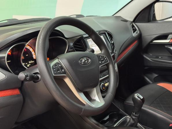 Lada (ВАЗ) Vesta I с пробегом 2019 года, цена 1 120 000 рублей, 86550 км, универсал, Автокод Объявления