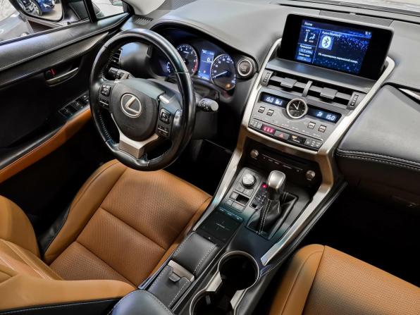 Lexus NX I Рестайлинг с пробегом 2020 года, цена 2 759 000 рублей, 63966 км, внедорожник, Автокод Объявления