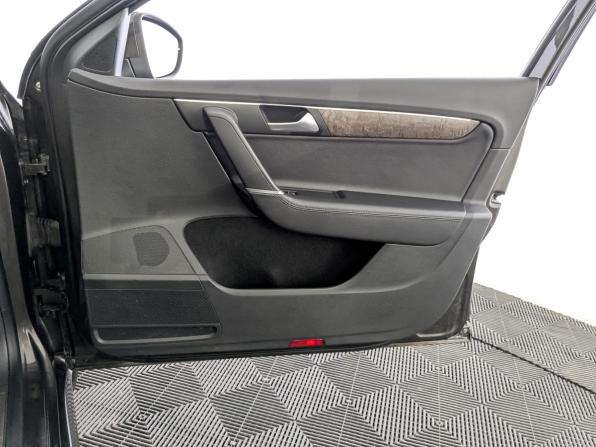Volkswagen Passat B7 с пробегом 2014 года, цена 1 550 000 рублей, 82388 км, седан, Автокод Объявления