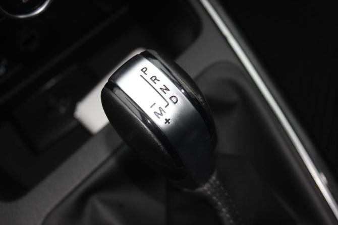Renault Arkana I с пробегом 2019 года, цена 1 717 000 рублей, 77416 км, внедорожник, Автокод Объявления