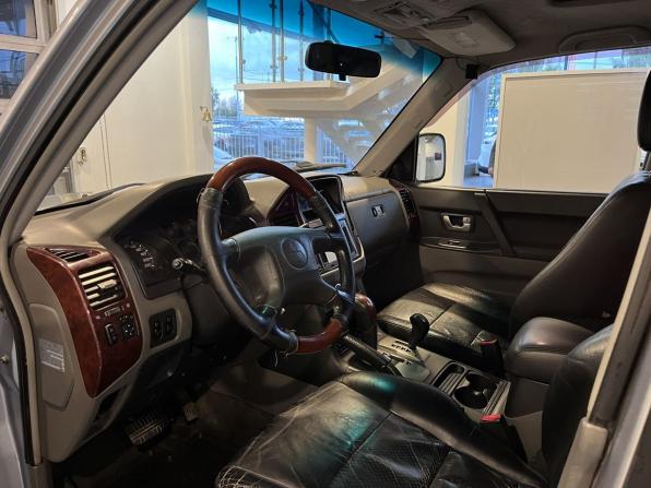 Mitsubishi Pajero III Рестайлинг с пробегом 2004 года, цена 679 000 рублей, 339857 км, внедорожник, Автокод Объявления