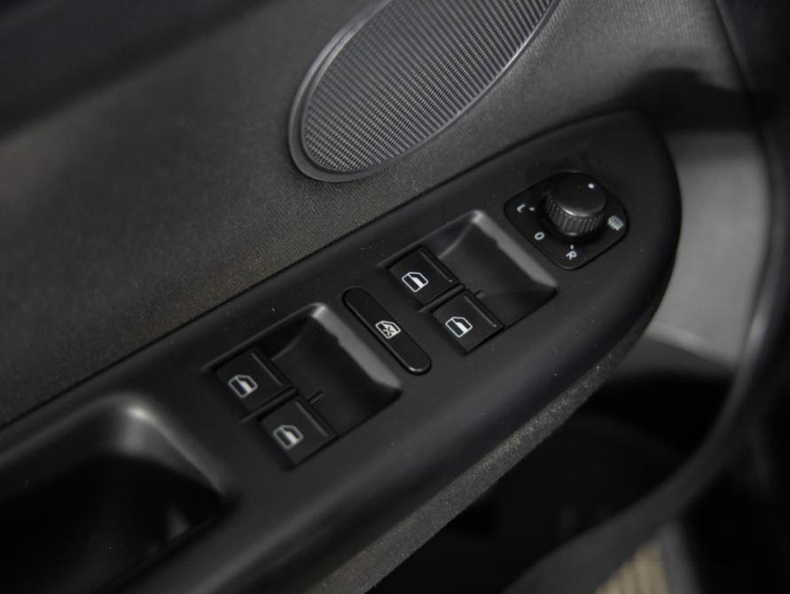 Volkswagen Golf Plus II Санкт-Петербург  - изображение 20