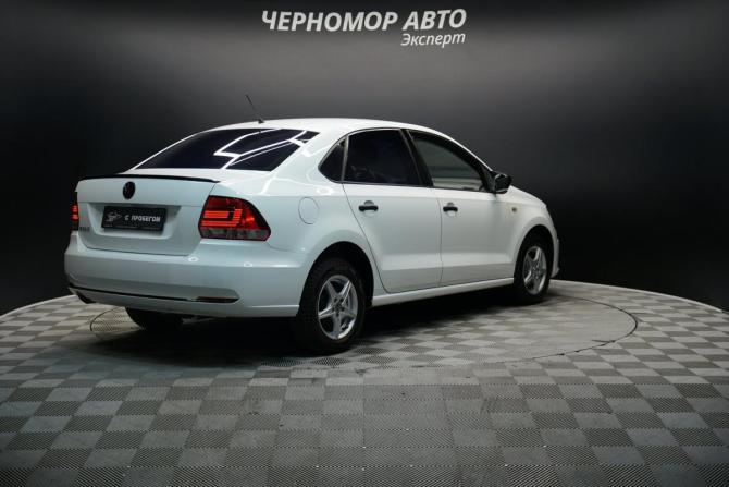 Volkswagen Polo V Рестайлинг с пробегом 2016 года, цена 997 000 рублей, 86000 км, седан, Автокод Объявления