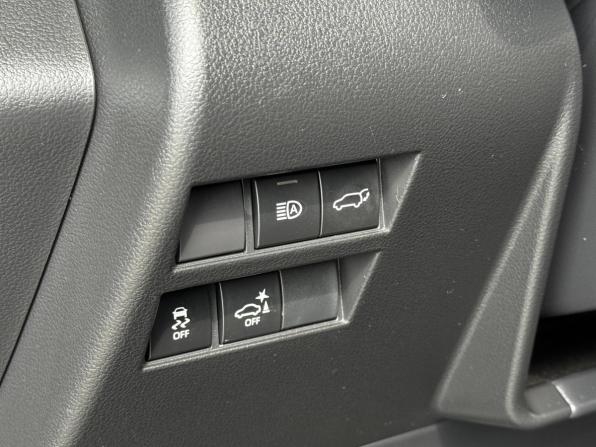 Toyota Land Cruiser 300 Series с пробегом 2025 года, цена 14 550 000 рублей, 9331 км, внедорожник, Автокод Объявления
