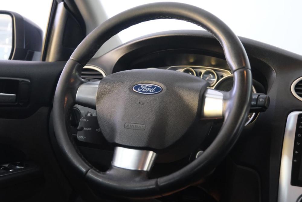 Ford Focus II Рестайлинг Омск  - изображение 13